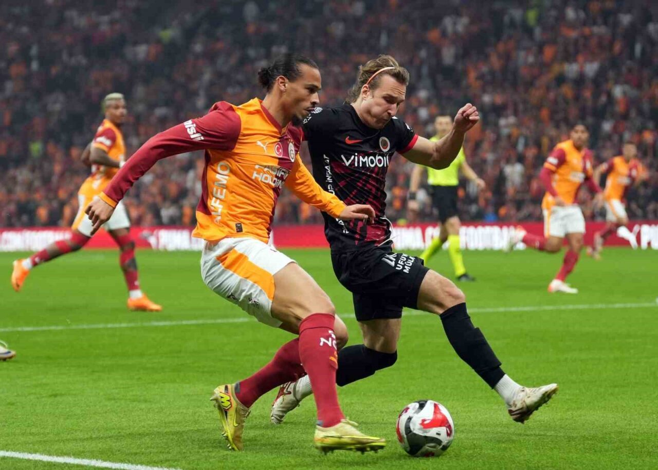 Trendyol Süper Lig'in 13. haftasında Galatasaray, Gençlerbirliği'ni 3-2 yenerek önemli