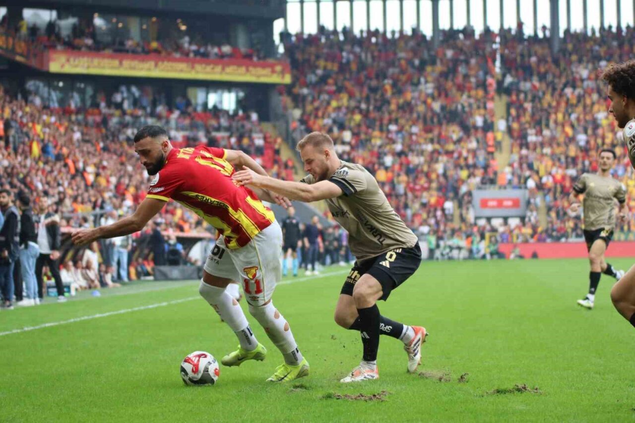 Trendyol Süper Lig'in 13. haftasında Göztepe, Kocaelispor ile 0-0 berabere