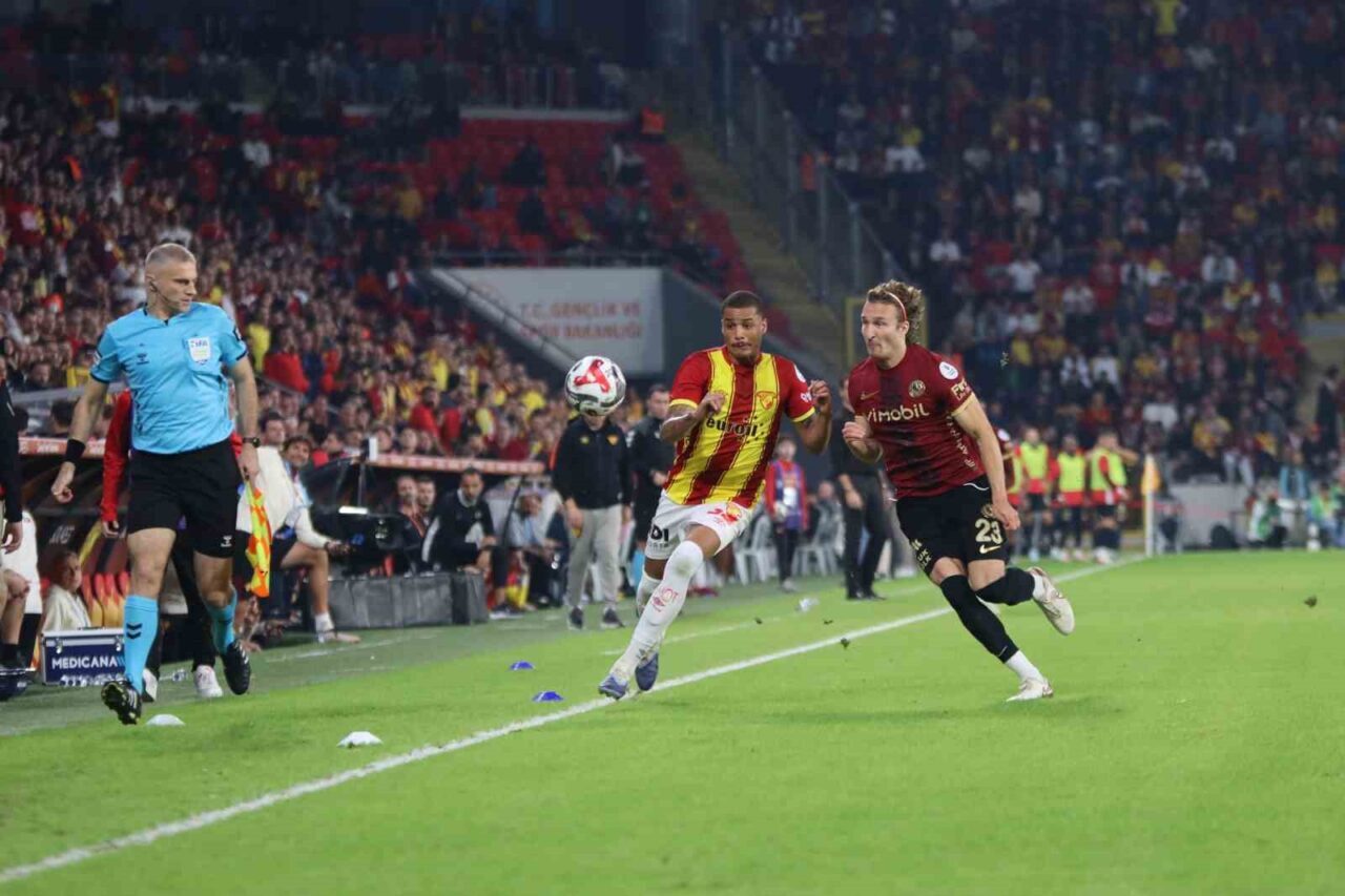 Trendyol Süper Lig'in 11. haftasında Göztepe, evinde Gençlerbirliği'ni 1-0 mağlup