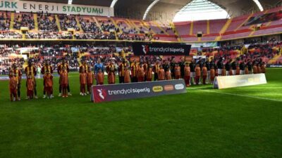 Trendyol Süper Lig'in 13. haftasında Kayserispor, Gaziantep FK ile karşı