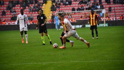 Trendyol Süper Lig’de Kayserispor, Gaziantep FK’ya 3-0 yenilerek sahasında beklenmedik