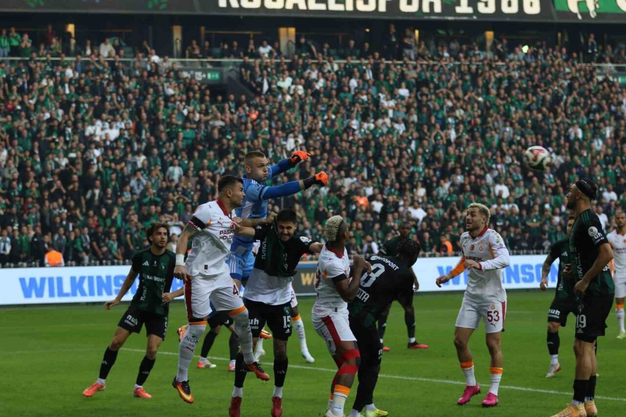 Trendyol Süper Lig'in 12. haftasında Kocaelispor, Galatasaray'la karşı karşıya geliyor.