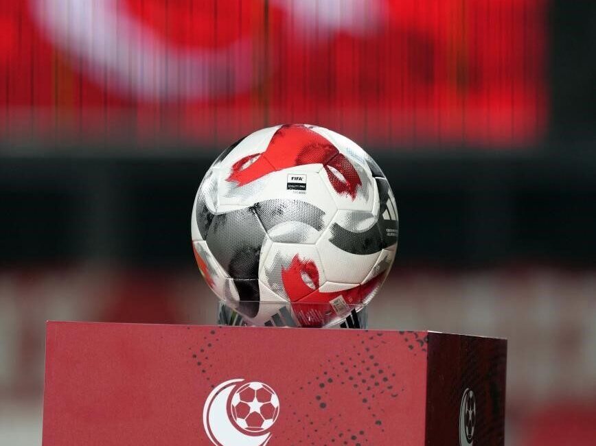 Trendyol Süper Lig’de 14. Haftanın Maç Programı Belli Oldu Trendyol Süper Lig'in 14. haftası yarın Kocaelispor-Gençlerbirliği maçıyla başlıyor. Bu