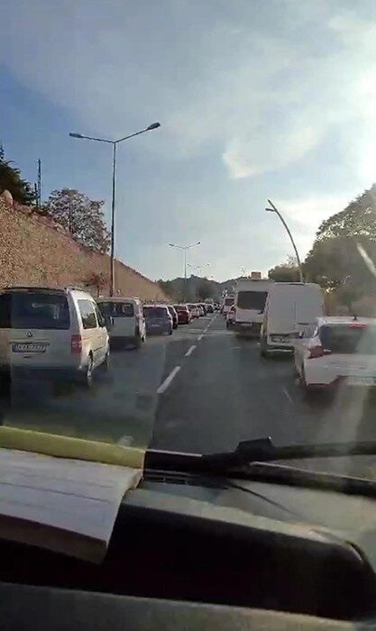 Tunceli’de Sürücüler, Acil Durumda Ambulansa Geciksiz Geçiş Sağlayarak Duyarlılık Gösterdi