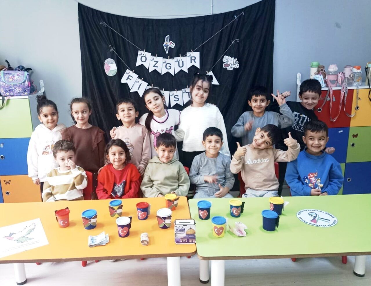 Tunceli’nin Çemişgezek ilçesindeki 4-6 yaş Kur’an Kursu öğrencileri, Dünya Çocuk