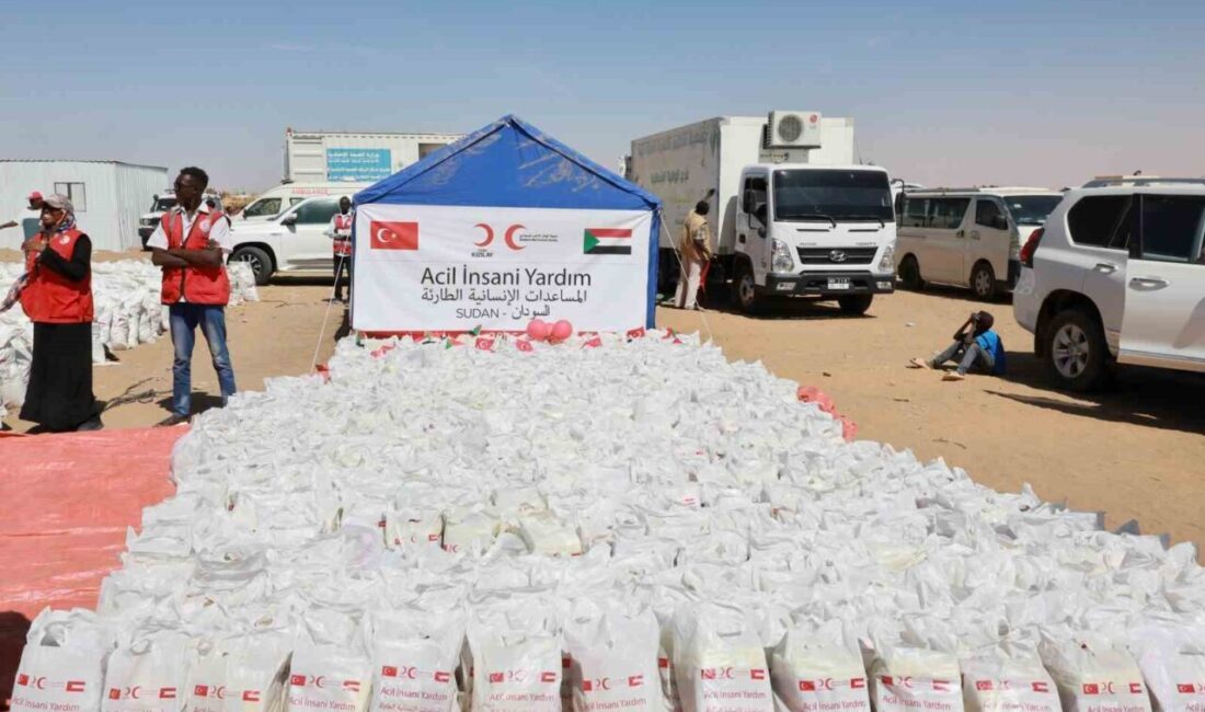 Türk Kızılay, Sudan’daki Irak çatışmaları nedeniyle evlerini terk eden sivillere yardım gönderiyor Türk Kızılay, Sudan'daki artan çatışmalar sebebiyle yerinden edilen binlerce mülteciye