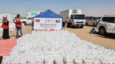 Türk Kızılay, Sudan'daki artan çatışmalar sebebiyle yerinden edilen binlerce mülteciye