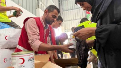 Türk Kızılay, son İyilik Gemisiyle Gazze'ye gıda ve insani yardım