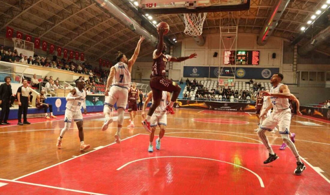 Kocaeli Büyükşehir Belediye Kağıtspor, Bandırma Bordo Basketbol’a 61-82 Yenildi Türkiye Basketbol Ligi'nin 10. haftasında Kocaeli Büyükşehir Belediye Kağıtspor, Bandırma