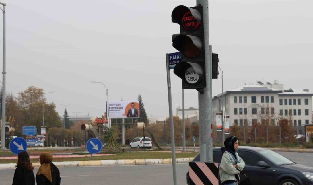 Elazığ’da Kadına Yönelik Şiddetle Mücadele İçin Sinyalizasyon ve Aydınlatma Çalışmaları Başlatıldı Elazığ'da, 25 Kasım Kadına Yönelik Şiddete Karşı Uluslararası Mücadele Günü