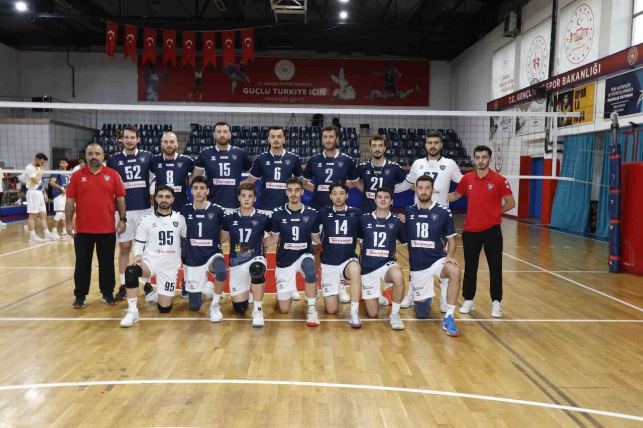 Düzce Belediyesi Spor Akademisi Voleybol Takımı, 18 Temmuz Spor Salonu'nda