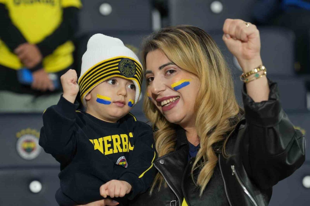 UEFA Avrupa Ligi’nin beşinci haftasında Fenerbahçe, evinde Ferencvaros ile mücadele
