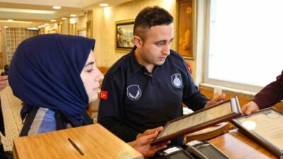 Ümraniye Belediyesi Zabıta Müdürlüğü, Tepeüstü Mahallesi'nde gerçekleştirdiği denetimlerde işletmelerin hijyen,