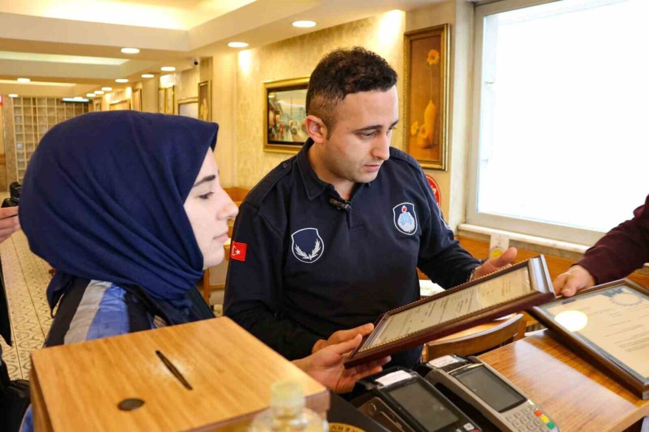 Ümraniye’de Zabıta Ekipleri, Tepeüstü Mahallesi’nde İşletmelerde Kapsamlı Denetimler Gerçekleştirdi