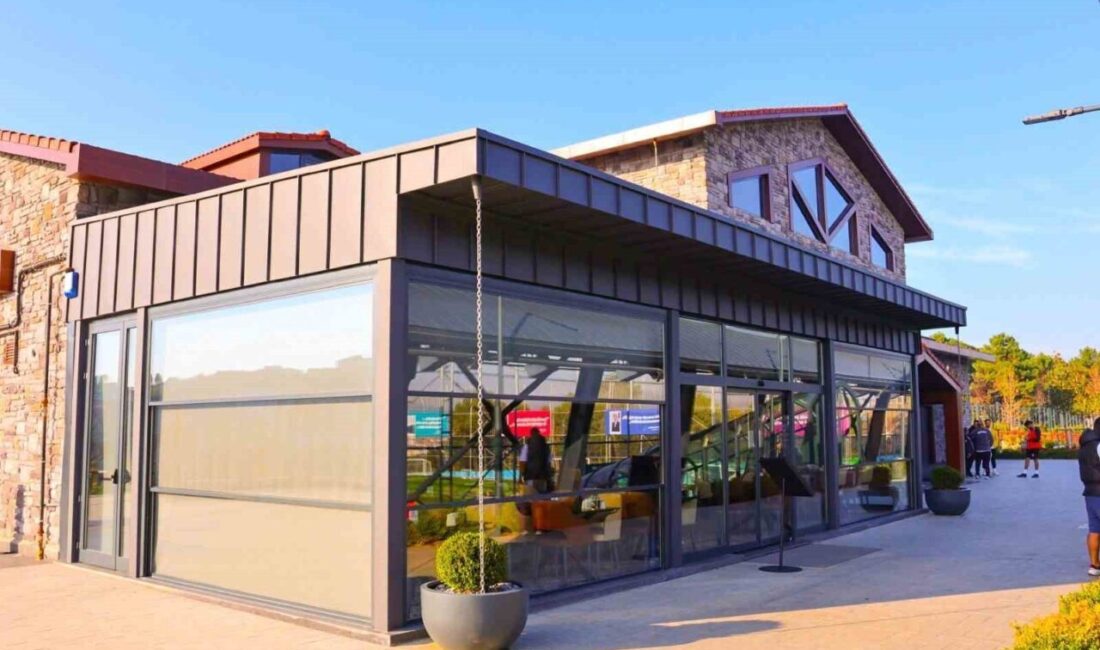 Ümraniye Belediyesi, Trabzonpark Millet Bahçesi'ni açarak bölgeye 475 bin metrekarelik