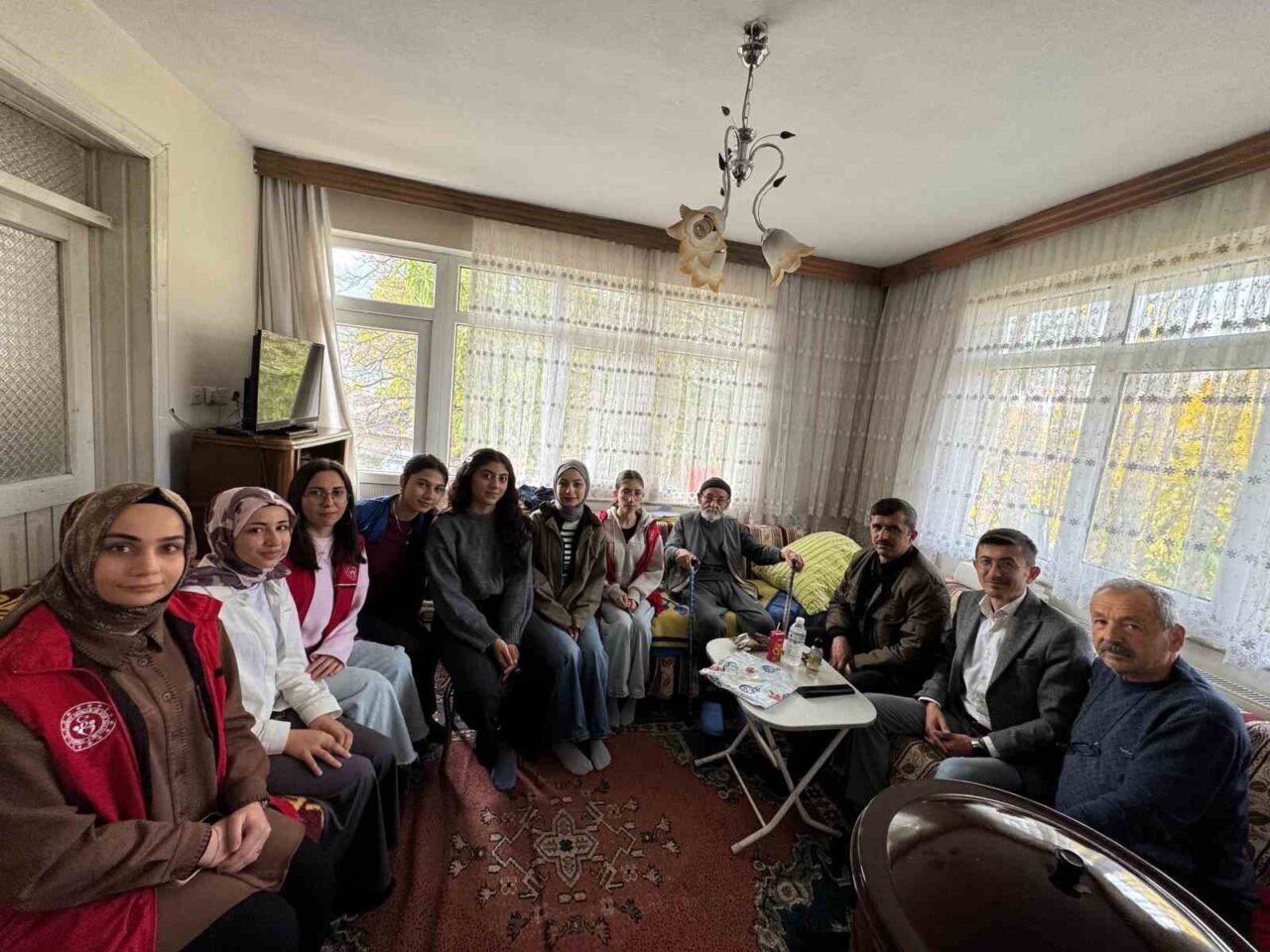 Bolu'nun Mudurnu ilçesinde üniversite öğrencileri, Gençlik ve Spor İlçe Müdürlüğü’nce