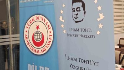 İstanbul'da düzenlenen bir toplantıda, Çin'de hapsedilen Uygur Türkü akademisyen İlham