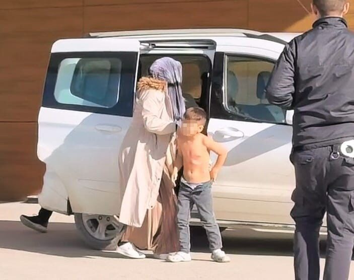 Bursa'nın İnegöl ilçesinde 5 yaşındaki Ali İhsan A., evde oynarken