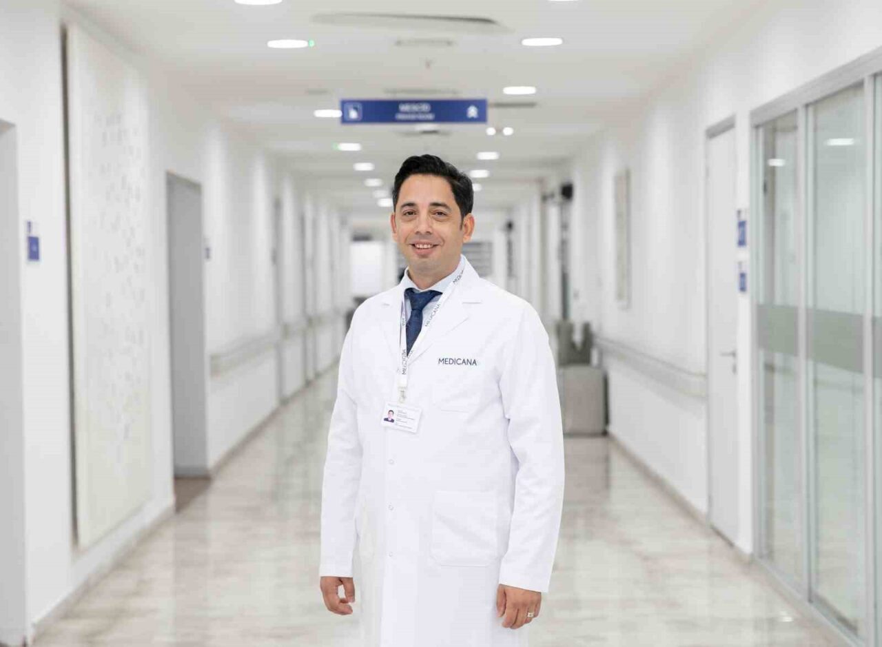 Medicana Sağlık Grubu’ndan Op. Dr. Yaşar Karataş, toplumun büyük bir