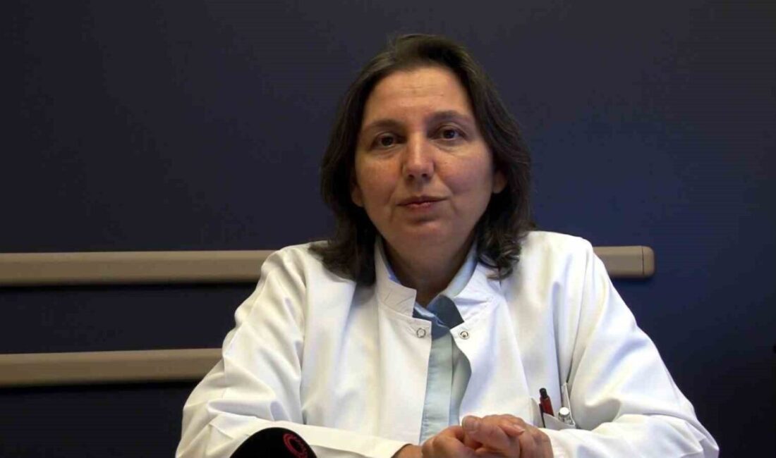 Gereksiz Antibiyotik Kullanımının Tehlikeleri ve Antimikrobiyal Direnç Üzerine Uyarılar Prof. Dr. Yasemin Ersoy, Türkiye’de gereksiz antibiyotik kullanımının antimikrobiyal direnci