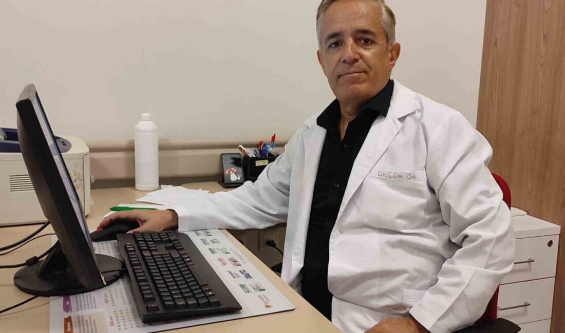 Manisa Merkezefendi Devlet Hastanesi'nden Göğüs Hastalıkları Uzmanı Dr. Cem Ün,
