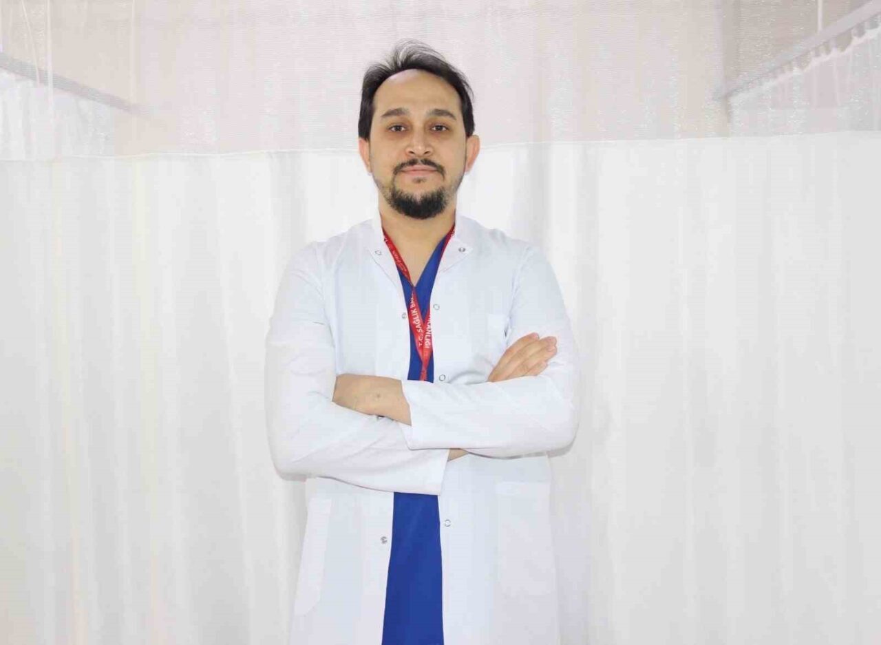 Sivas Devlet Hastanesi Acil Tıp Uzmanı Dr. Fatih Ulu, "sarı