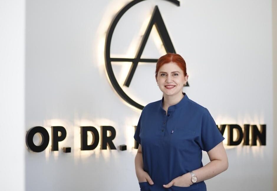Dr. Ezgi Aydın: Hamilelikte Egzersiz ve Beslenmenin Önemi Vurgulanıyor Kadın Hastalıkları ve Doğum Uzmanı Dr. Ezgi Aydın, hamilelerde beslenme