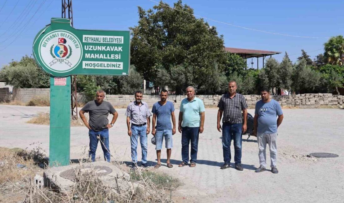 Hatay'ın Reyhanlı ilçesine bağlı Uzunkavak Mahallesi, yapılan referandumla Kumlu ilçesine