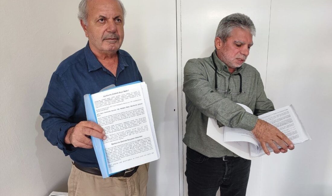 Vakıfbank Müdür Yardımcısına Yönelik Dolandırıcılık İddiaları: Müşteriler Hesaplarındaki Paraların Kaybolduğunu Belirtirken, Suçlamaları Reddeden Bankacı Kanser Hastası Olduğunu Açıkladı Adana'da Vakıfbank emekli müdür yardımcısı O.O., iki müşterisinin hesaplarından büyük