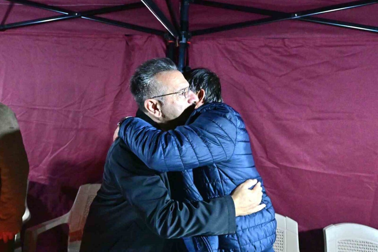 Eskişehir Valisi Hüseyin Aksoy, Gürcistan'da düşen askeri uçağın şehidi Hava