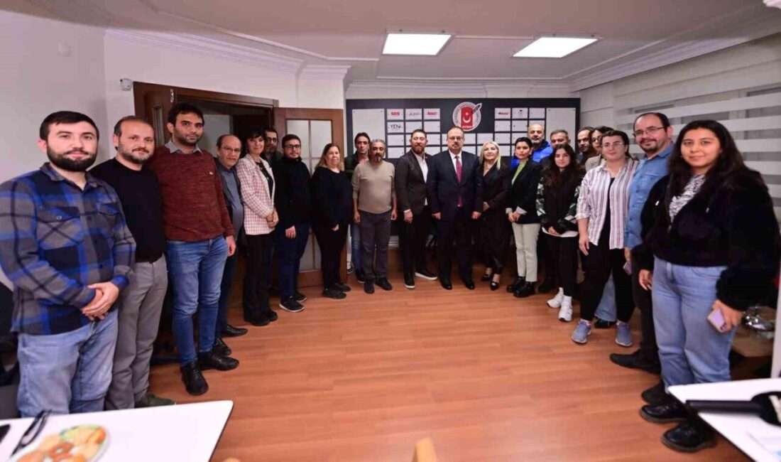 Aydın Valisi Canbolat, Şehir Hastanesi’nin Tamamlanma Aşamasına Geldiğini Açıkladı Aydın Valisi Yakup Canbolat, kentteki yatırımları gazetecilere anlattı. Aydın Şehir