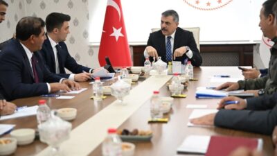 Erzurum Valisi Mustafa Çiftçi, Horasan'da yaptığı ziyaretlerde hayvan hakları konularında