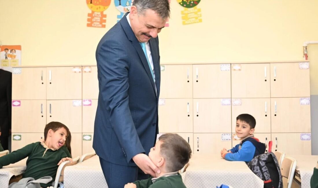 Erzurum Valisi Mustafa Çiftçi, Palandöken'de yeni binasına taşınan Şehit Taha