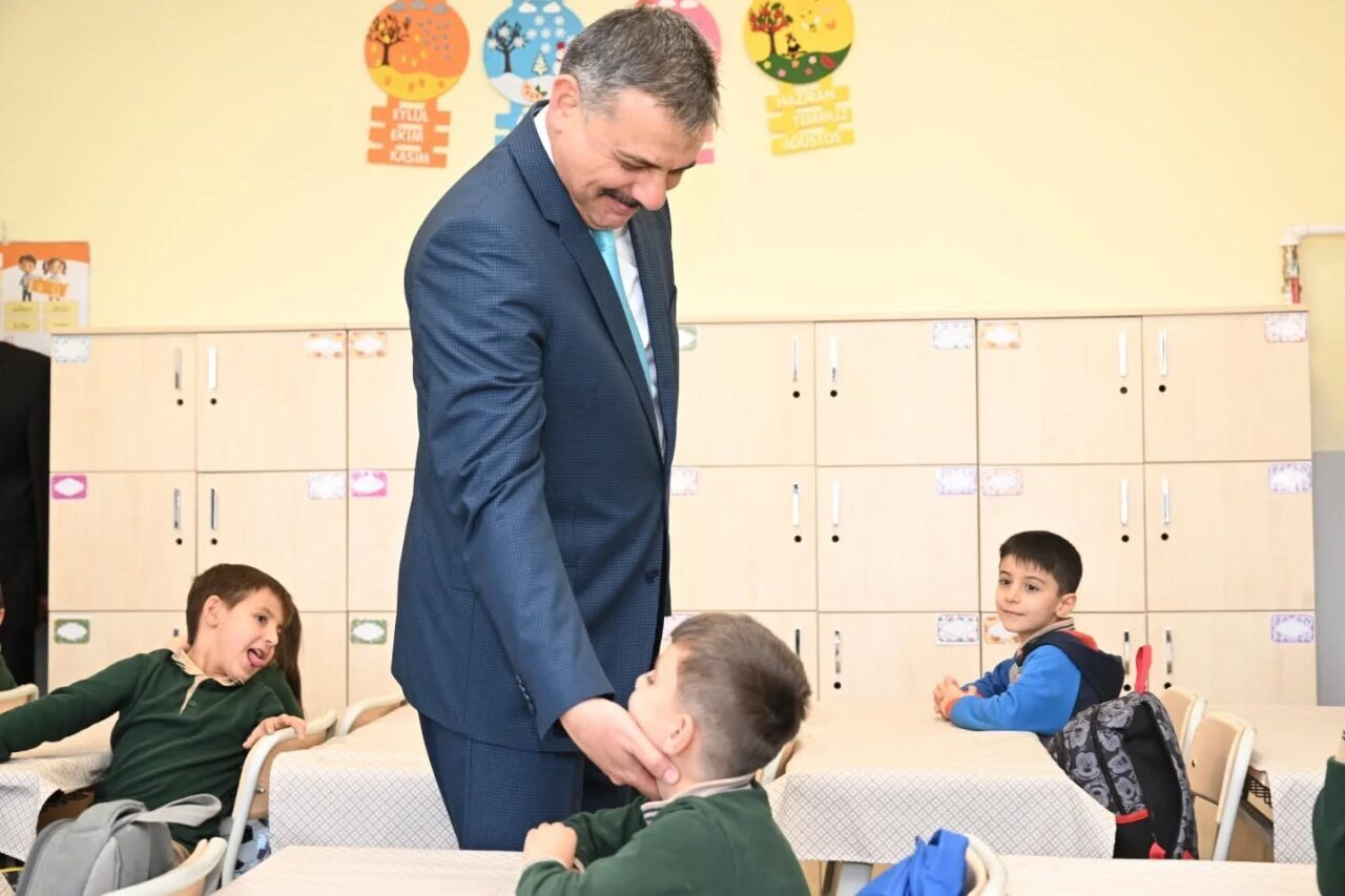 Erzurum Valisi Mustafa Çiftçi, Palandöken'de yeni binasına taşınan Şehit Taha