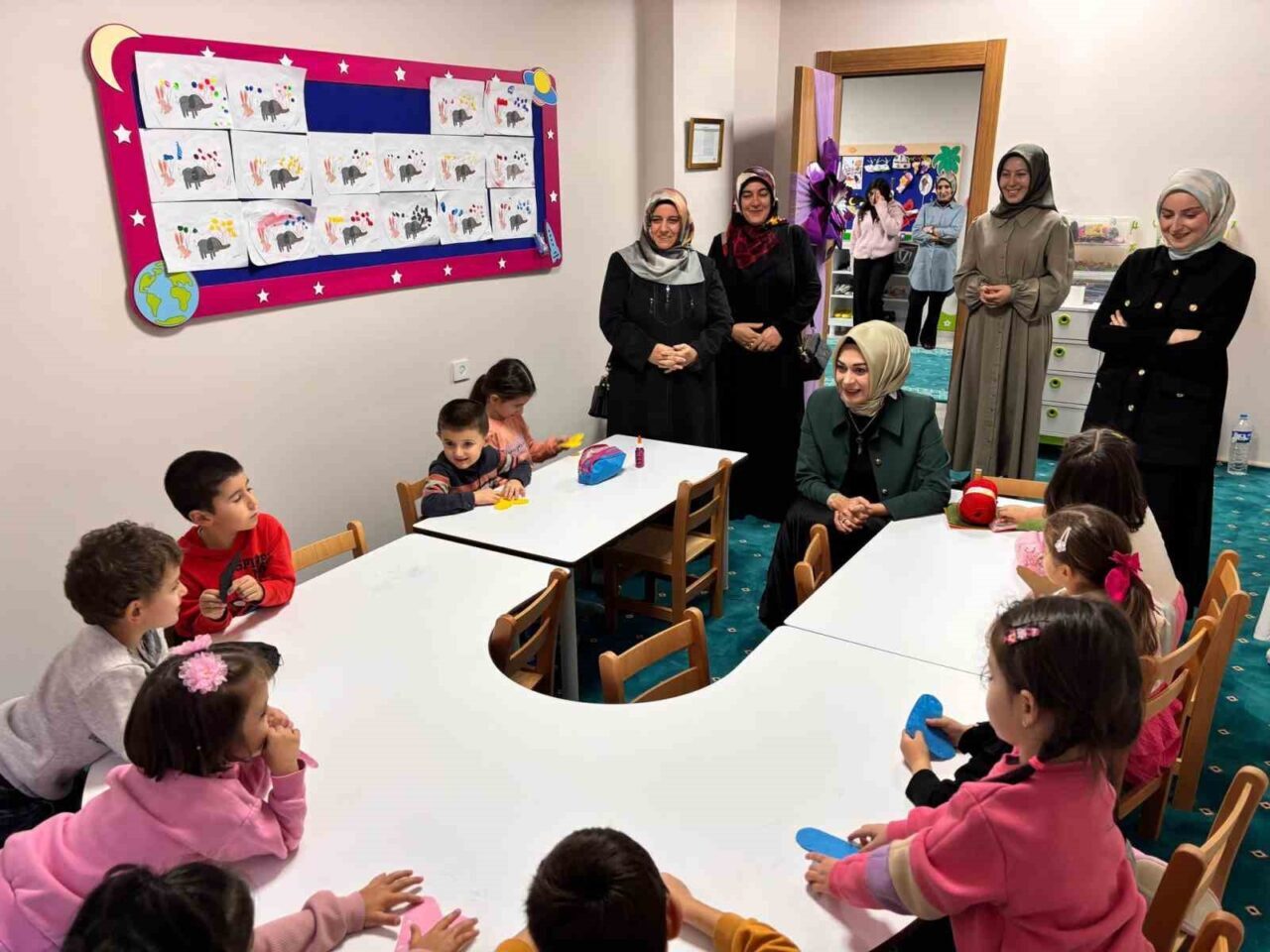 Berna Çiçek, Ardahan Valisi Hayrettin Çiçek'in eşi, Nafiye Yıldız Hafızlık