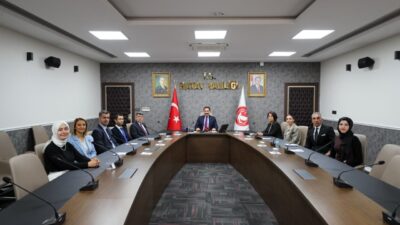 Hatay Valisi Mustafa Masatlı, 24 Kasım Öğretmenler Günü kapsamında ildeki