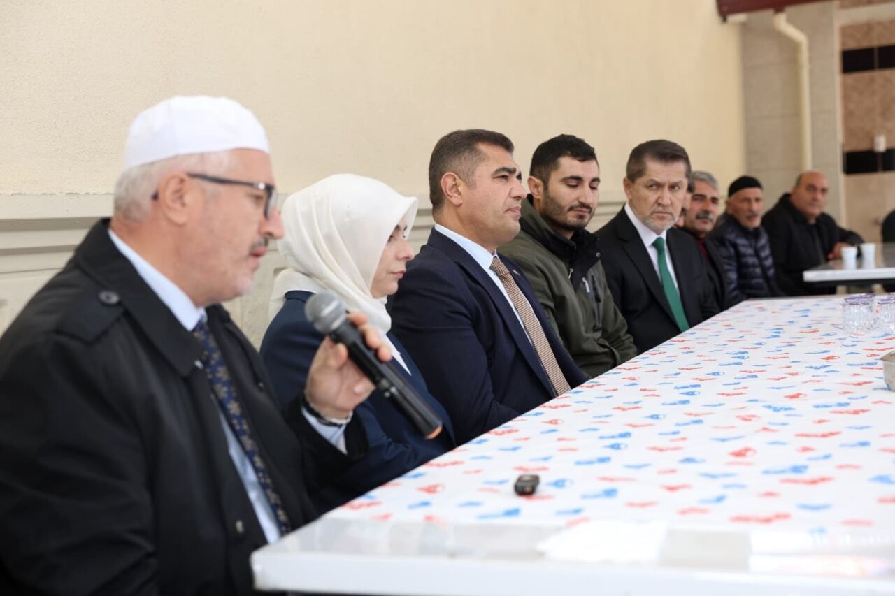 Düzce Valisi, Hayatını Kaybeden Öğrenci Musab Kovan’ın Ailesine Taziye Ziyaretinde Bulundu