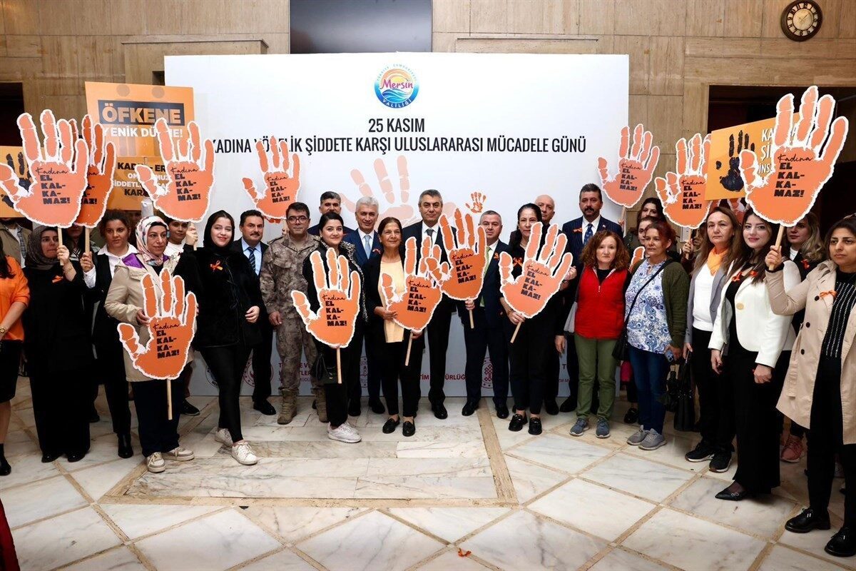 Mersin Valisi Atilla Toros, "Kadına Yönelik Şiddete Karşı Uluslararası Mücadele