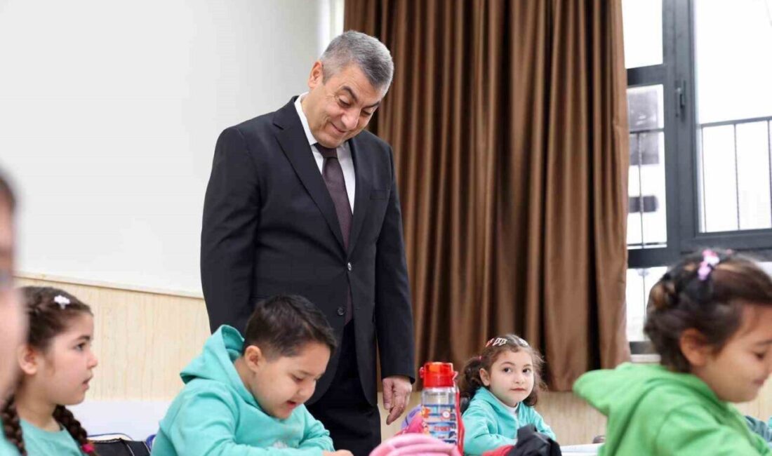 Mersin’de Depremden Etkilenen Dersliklerin Yerine Modern Okul İinşaatları Tamamlandı Mersin Valisi Atilla Toros, 6 Şubat depremlerinde yıkılan okulların yerini