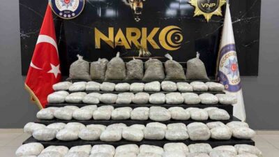 Van’ın Başkale ilçesinde yapılan polis operasyonlarında toplamda 134 kilo 460