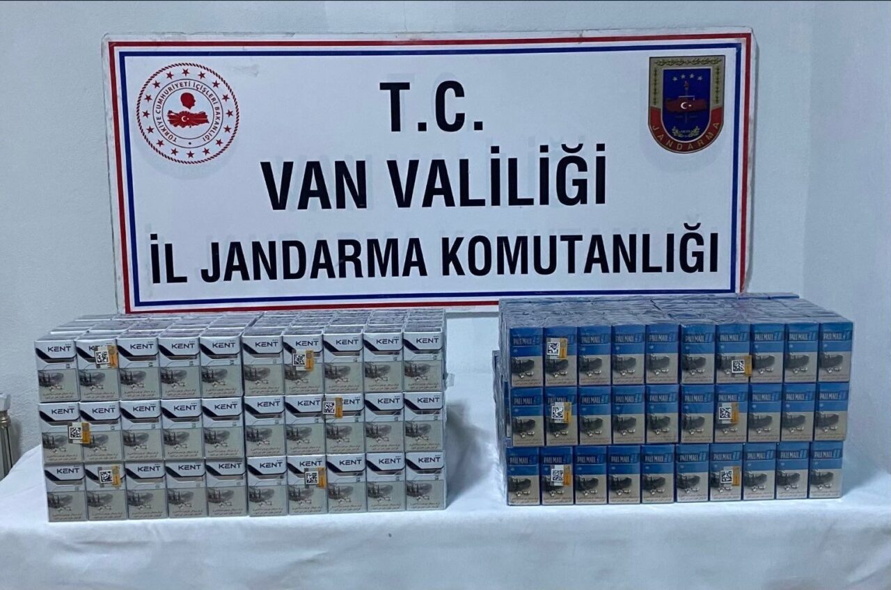 Van’ın Saray ve Başkale ilçelerinde jandarma, kaçak sigara ve gümrüksüz