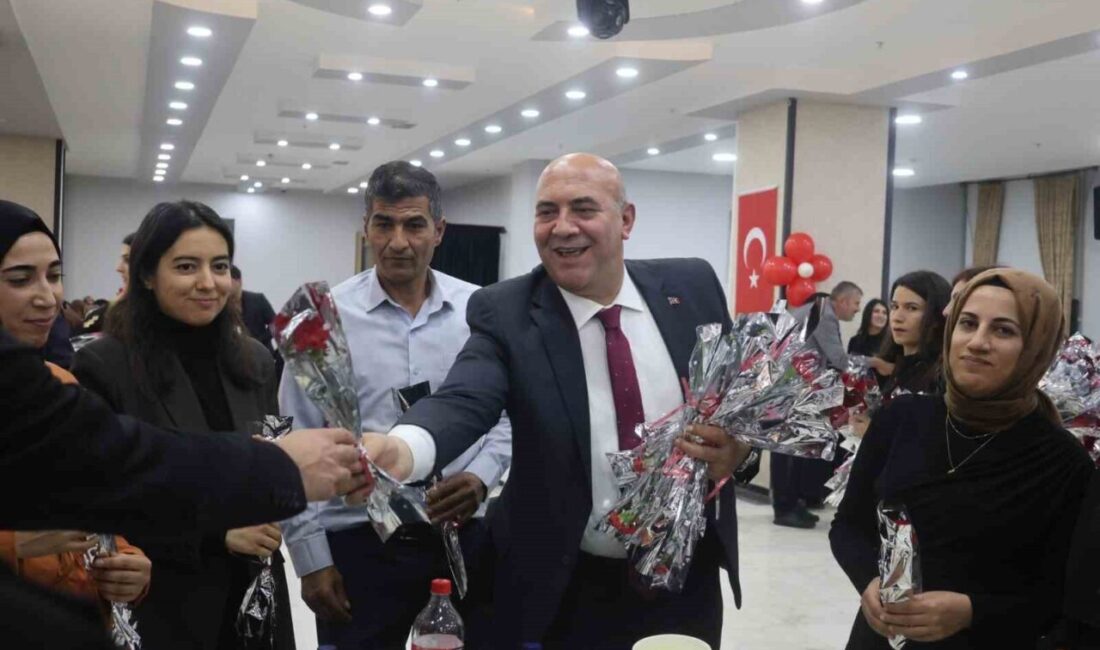 Van İl Milli Eğitim Müdürlüğü, "24 Kasım Öğretmenler Günü" için