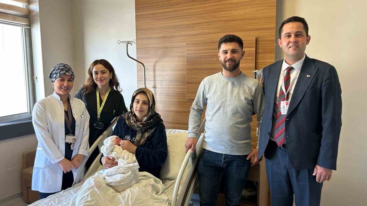 Van Eğitim ve Araştırma Hastanesi, anne adaylarına epidural doğum imkanı