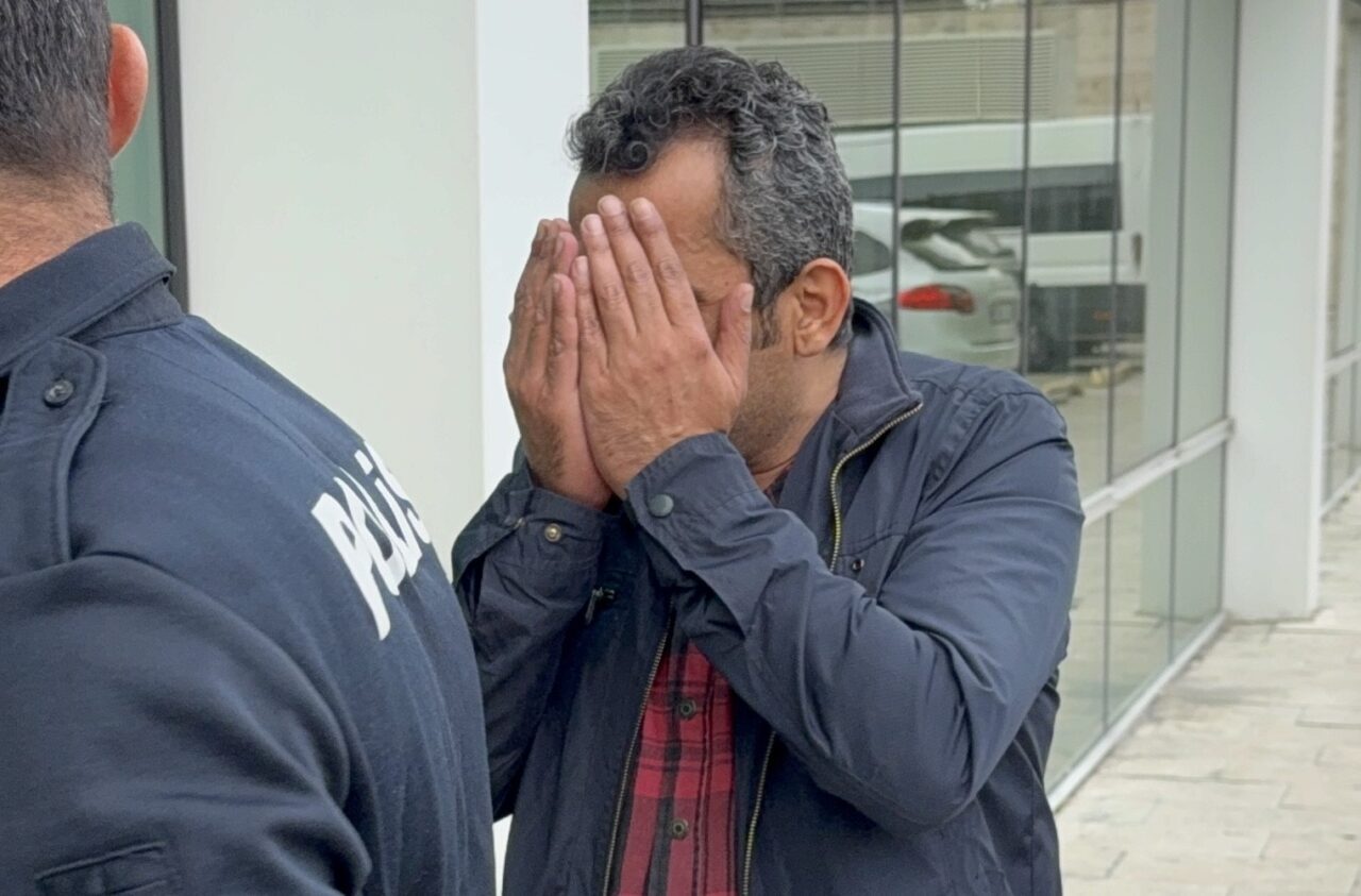 Samsun'da, kendini tercüman olarak tanıtan Kenan E., Iraklı bir kadının