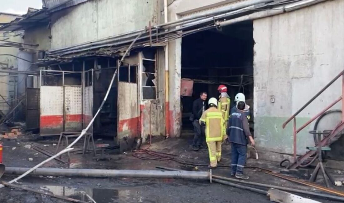 Afyonkarahisar’daki yağ fabrikasındaki patlamada yaralı sayısı 10’a yükselirken, iki kişinin durumu kritik durumda Afyonkarahisar'da bir yağ fabrikasında meydana gelen patlamada 10 işçi yaralandı.
