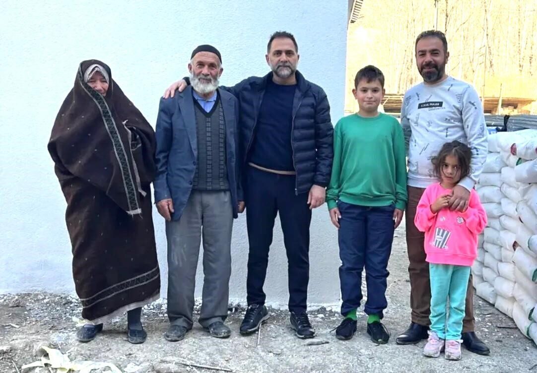 Yakutiye Belediye Başkanı Dr. Mahmut Uçar, sahadaki hizmetleri yerinde denetleyerek