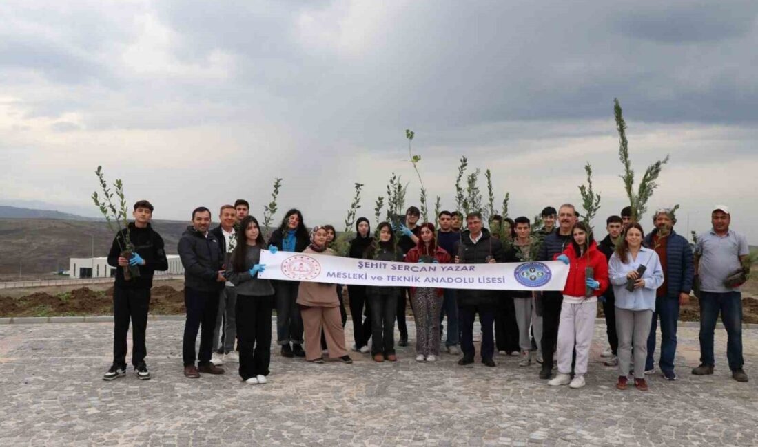 Yalova OSB, Atatürk’ü Anma ve Çevre Bilincini Artırma Etkinlikleri Düzenledi Yalova Makine İhtisas Organize Sanayi Bölgesi, Atatürk'ü anmak ve çevre