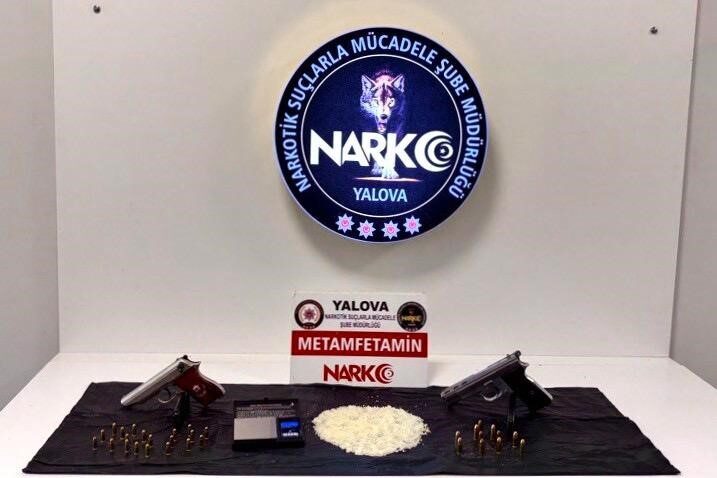 Yalova'da gerçekleştirilen uyuşturucu operasyonlarında, 17 kişi gözaltına alındı ve bunlardan