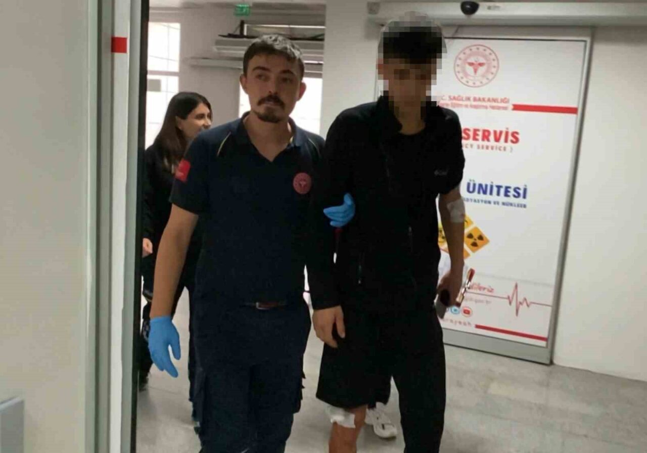 Aksaray'da, 18 yaşındaki İbrahim K., futbol oynadıktan sonra evine giderken