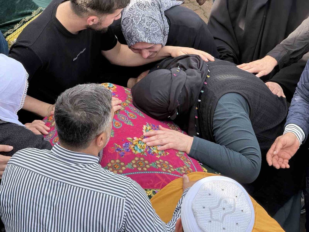 Kocaeli'nin Dilovası ilçesindeki parfüm tesisinde meydana gelen yangında hayatını kaybeden